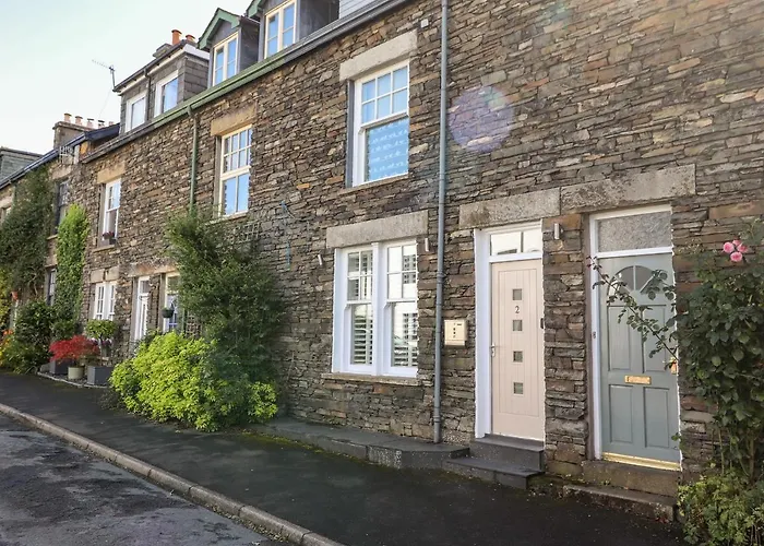 2 Alexandra Road